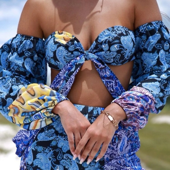 BLUE and Yellow Paisley Print 2pc Set - Picture 3 of 5